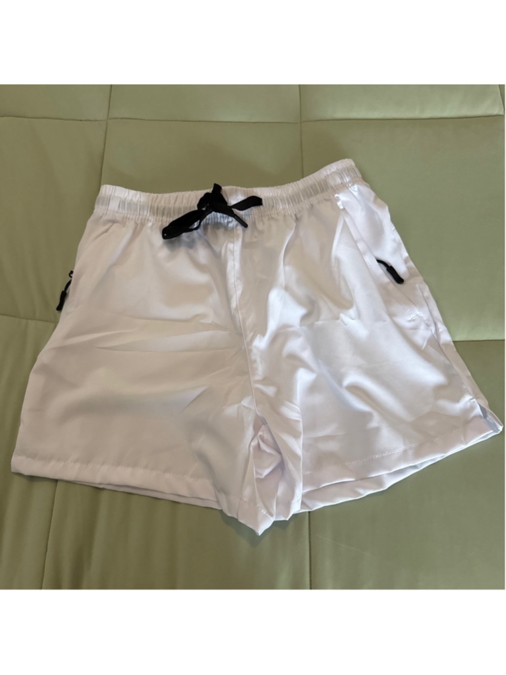 #0143 Women’s Athletic Shorts M White Black